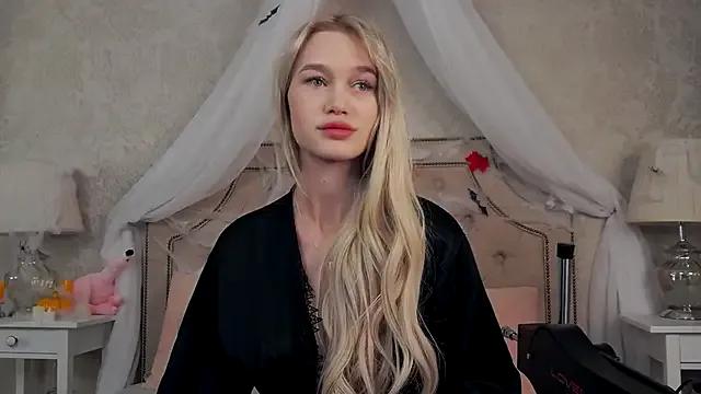 Private KristinaDane on StripChat