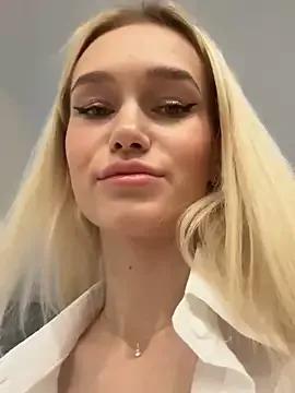 Private KristinaDane on StripChat