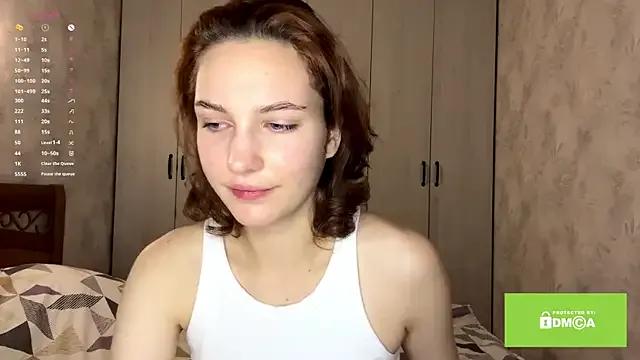 lady_linaa — Nipple Flash