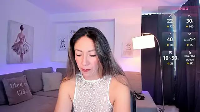 Laly_dolce — Oil on my body + Body tour + Naked  