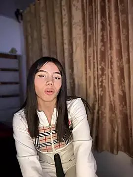 Freechat Laura-Khalifa on StripChat