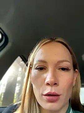 LavenderHot on StripChat