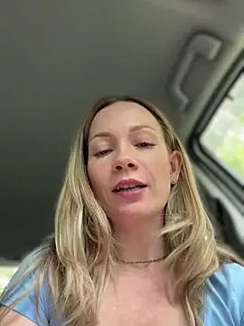 LavenderHot on StripChat