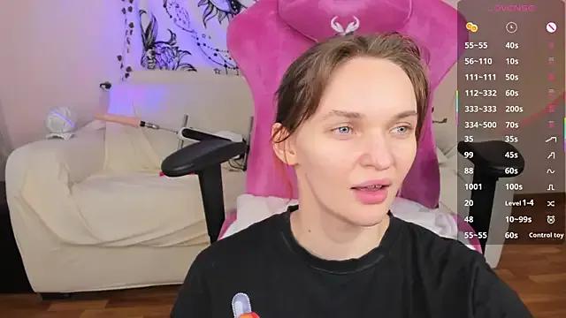 Freechat Liberty__ on StripChat