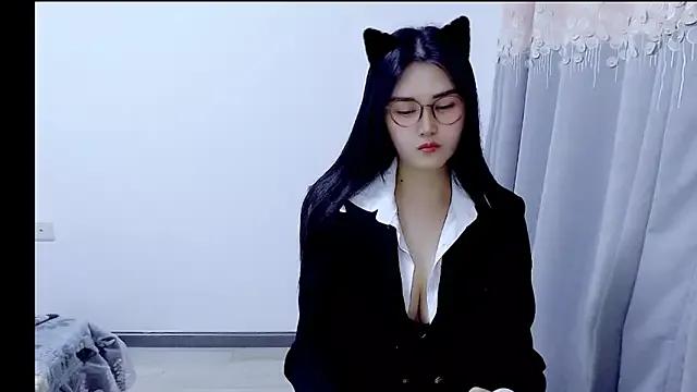 Little-sweet on StripChat 