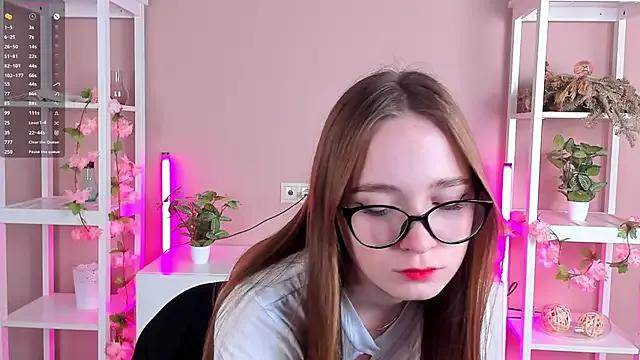 StripChat LittleCutieSandy is Freechat LittleCutieSandy — breast massage under blouse