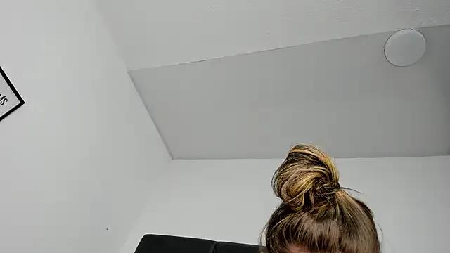 Lizz_Luna — YOU WANT TO SEE HOW A MAN FUCKS ME 
