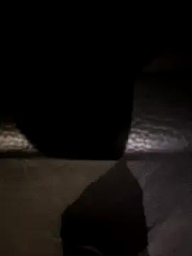 StripChat LoLa-69-X is Freechat LoLa-69-X — 4 doigts dans la chatte