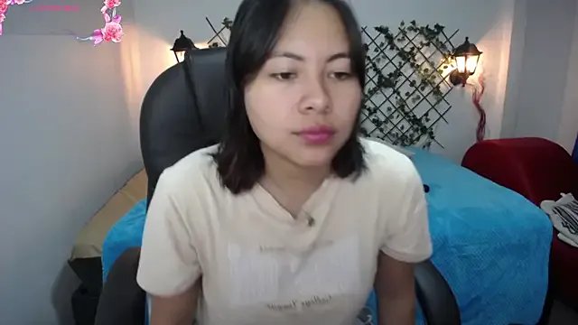 Freechat Louisa__clare on StripChat