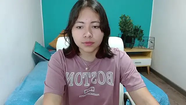 Freechat Louisa__clare on StripChat