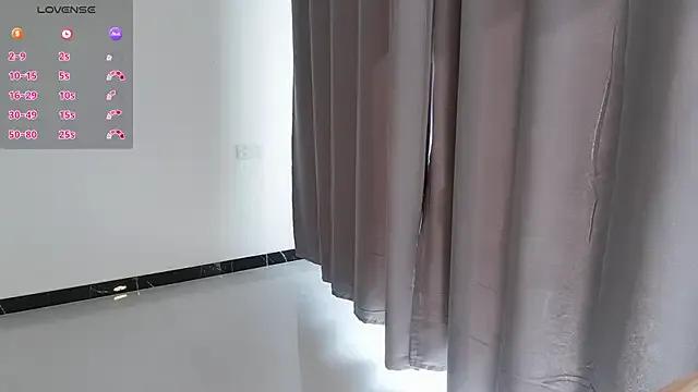 StripChat Lucky-xiuxiu is Group Lucky-xiuxiu — 1