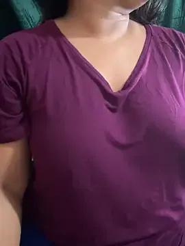 Freechat Maggi-is-back on StripChat