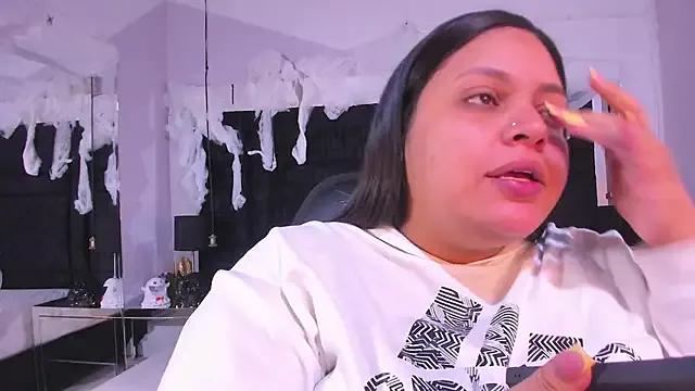 Freechat MayaCurvy on StripChat