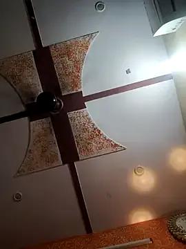 Freechat meenu_bhabhi547 on StripChat