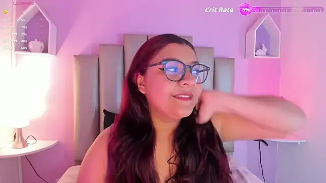 Freechat MeghanBurn on StripChat