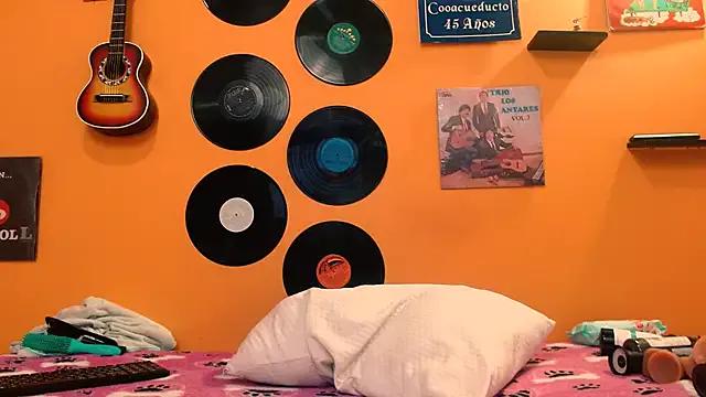 Freechat meisevil77 on StripChat