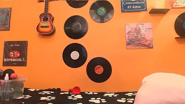 Freechat meisevil77 on StripChat