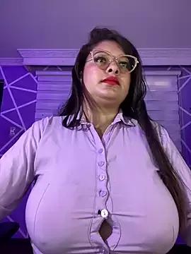MiiaaJoness on StripChat 