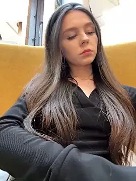 Freechat MilaBee on StripChat