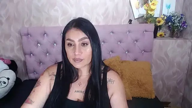 Freechat Milf_NaomiBraunx on StripChat