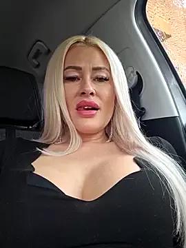 Freechat MILFBARBY on StripChat