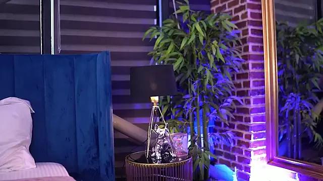 Freechat MillaSerene on StripChat