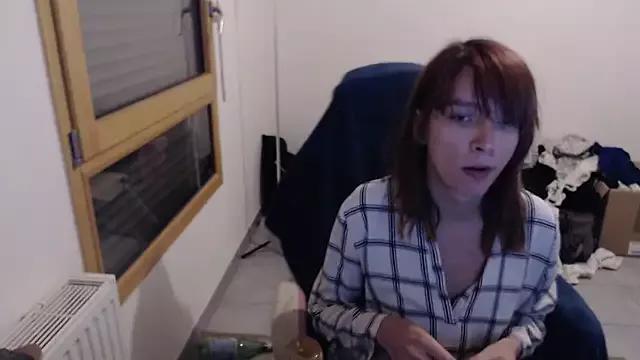 missthon0 on StripChat 