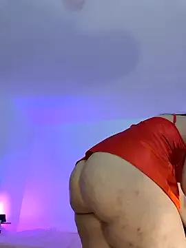 Nanybaker95 on StripChat 