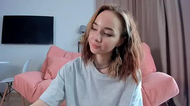 Freechat NessaDay on StripChat