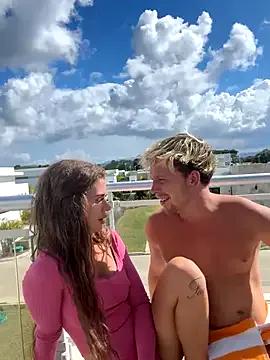 Freechat NickyGold_Official on StripChat