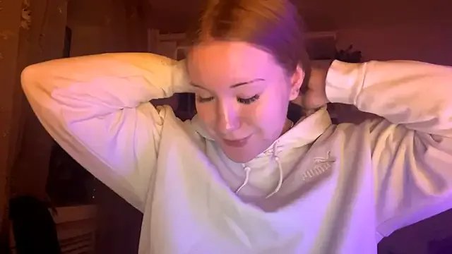 PandaFluff on StripChat