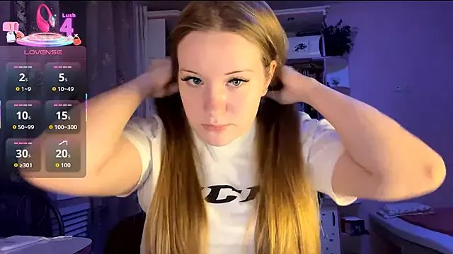 PandaFluff on StripChat