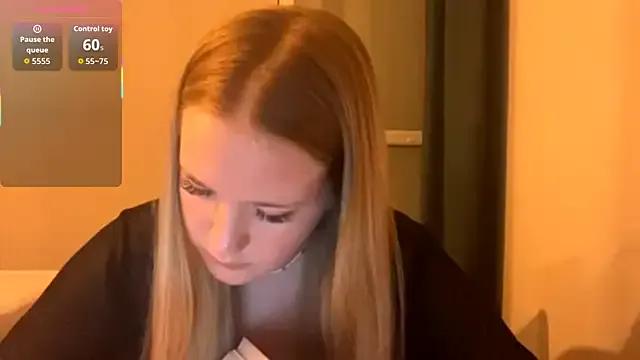 PandaFluff — Squeeze boobs