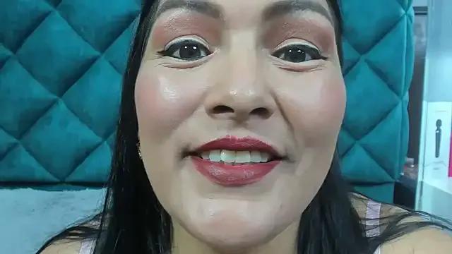 PENELOPELEWISs on StripChat