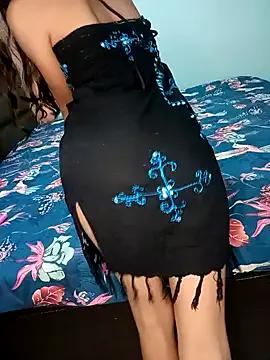 Freechat poojaji690 on StripChat