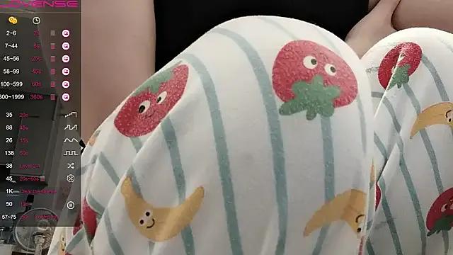 Freechat QiuPeiPeimmm on StripChat