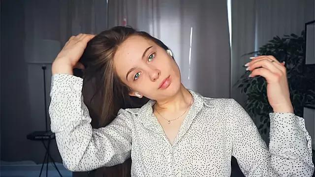 Freechat QuennaCoote on StripChat