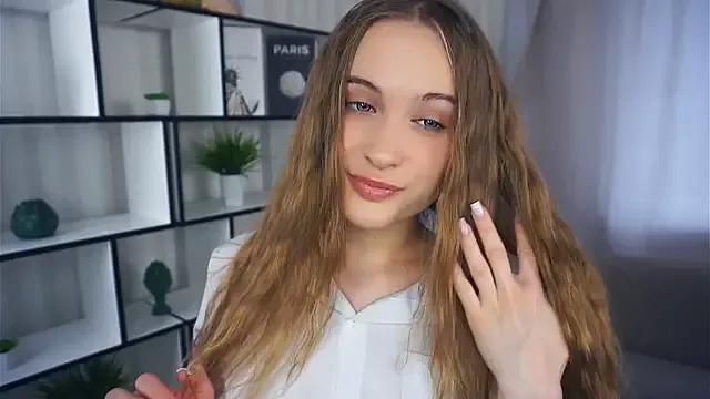 Freechat QuennaCoote on StripChat