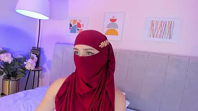 Freechat rawiya on StripChat