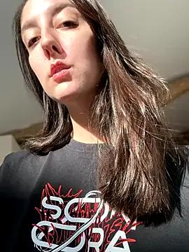 StripChat RealJuliette is Freechat RealJuliette — Take off my pant / Enlve le bas