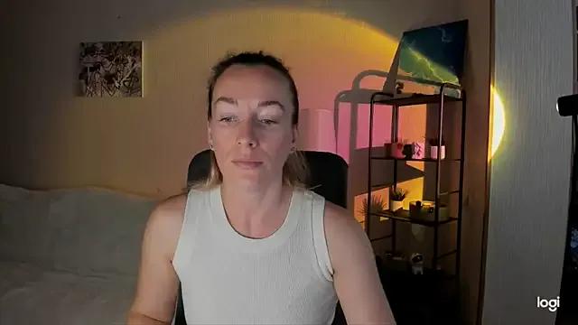 Freechat RebeccaMartinez on StripChat