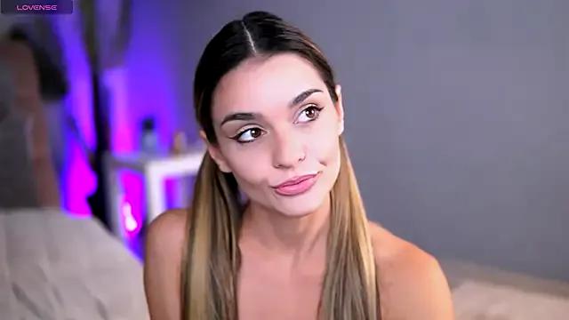 RobertaRosetti — Freechat on StripChat