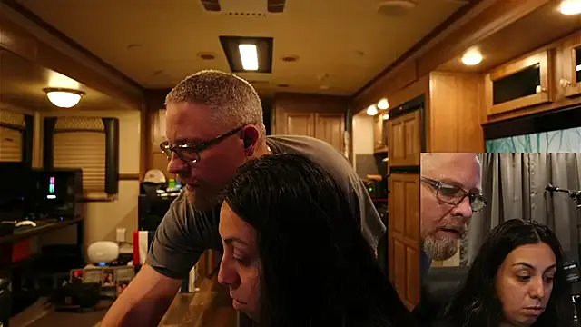 Freechat roknblaze on StripChat