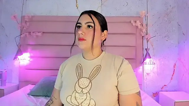 sabrinamilani on StripChat