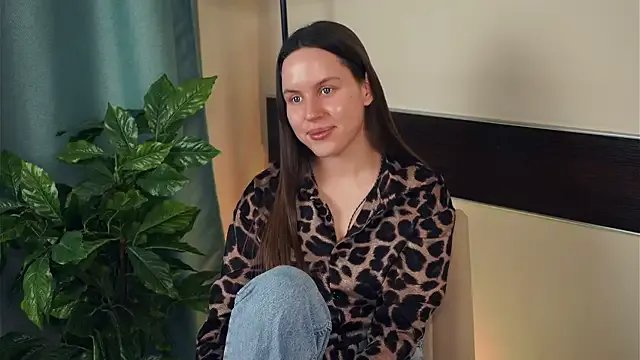 Freechat SanoraVillnave on StripChat