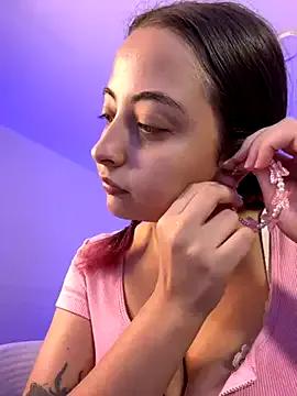 Freechat SarahCastro1_ on StripChat