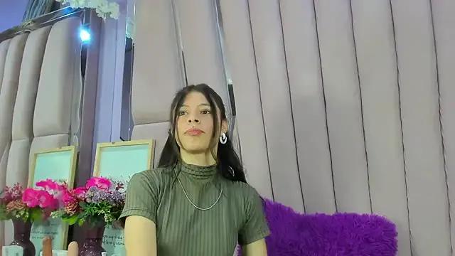 Private Sasha_Petitte on StripChat