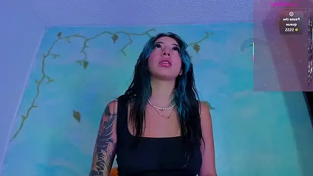 SaturnooStonee on StripChat