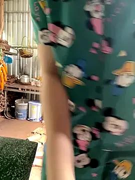 Serena_lovely24 — Show tits in the chken