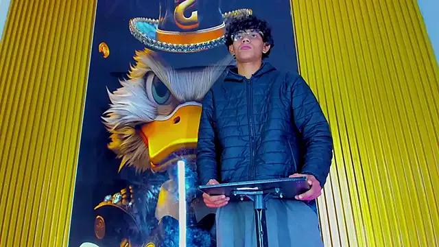 Freechat Sex_Boy_33_ on StripChat